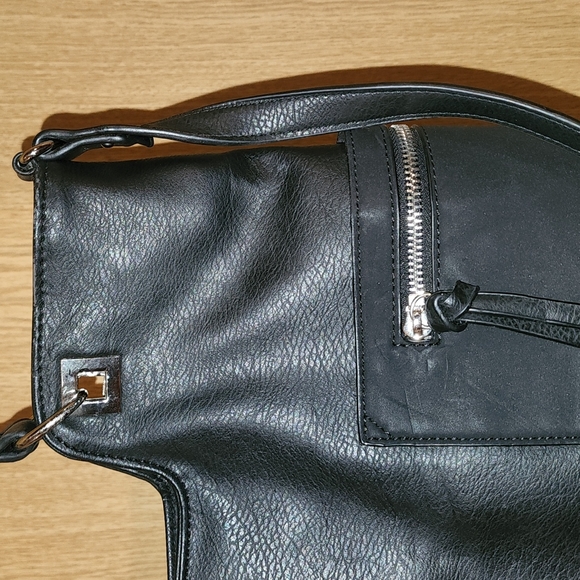 New Look Black Tote Bag with Long Strap - Picture 2 of 7